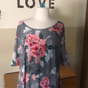3Xl LuLaRoe Perfect Tee